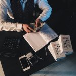 millennials-budget-money-frugal-counting-budgetpolitan