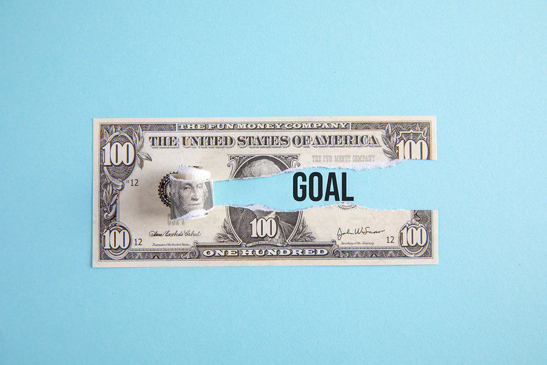 Goal text on U.S. dollar 